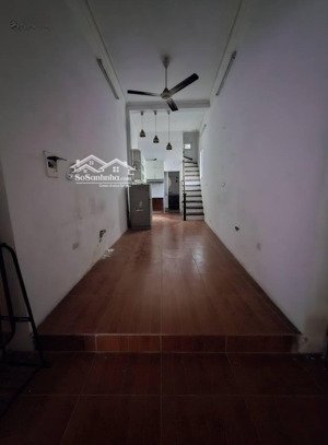 bán nhà trung tâm hai bà trưng 39m2 3 tầng 5,3 tỷ hàng hiếm tại cầu dền
