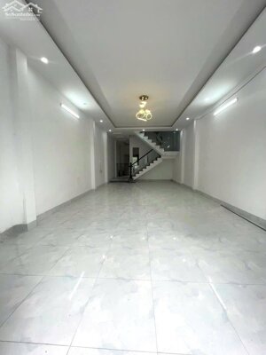 CHO THUÊ NHÀ 2 LẦU MÁY LẠNH KDC HỒNG LOAN ĐỐI DIỆN BẾN XE MỚI