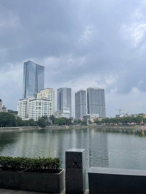 mặt phố phạm huy thông mặt hồ mặt tiền 10m 3 tầng 19.8 tỷ sdcc