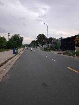 chính chủ cần bán nhanh lô đất khu d - tái định cư vĩnh tân - diện tích 100m2