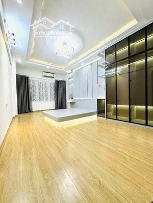 nguyễn văn cừ - nguyên căn 5 tầng - gara ô tô - ở +kd