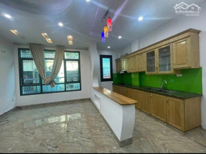 bán nhà nghĩa tân, cầu giấy ô tô 4 chỗ, kinh doanh, ngõ thông, 40m2, hơn 10tỷ