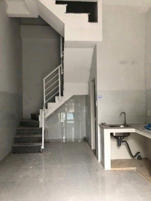 hàng hiếm bán nhà 3 tầng 2 mặt tiền nguyễn hiền & nại hiên đông 4 cho thuê tốt, kinh doanh đỉnh