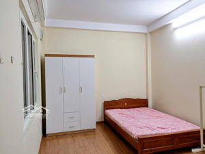 cho thuê phòng đẹp mễ trì 25m, đầy đủ nội thất: điều hòa, giường, tủ, rèm, yên tĩnh, mát mẻ, giá rẻ