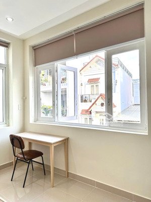cho thuê phòng trọ 40m2 full nội thất, mới kenggg ngay lê thánh tôn quận 1