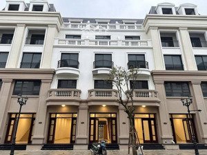 bán bt 4pn, 4wc tại vinhomes golden avenue móng cái, 3,6 tỷ, 75m2, hàng hiếm tại giá cực chất