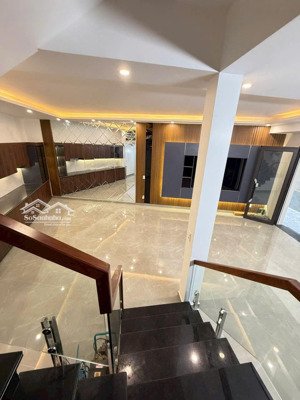 siêu phẩm xây mới 68m2x4 tầng vệ sinh khép kín