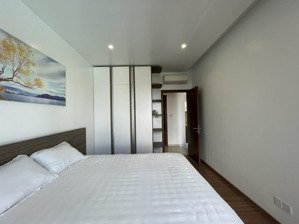 cho thuê căn hộ pearl plaza 2pn 101m2 đủ nội thất. liên hệ 