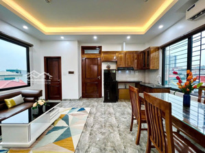 cho thuê căn hộ 2 ngủ 1 khách nội thất hiện đại - ngay nguyễn hoàng - mỹ đình
