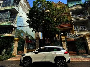 cho thuê gấp biệt thự 500m2, 50 triệu, 7pn, 4wc tại cộng hòa, p.12, tân bình, hcm
