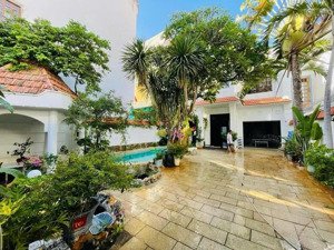 bán biệt thự sân vườn hồ bơi lê hồng phong, vũng tàu full nội thất gần biển, gần lotte giá 24 tỷ tl