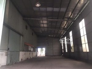 cho thuê kho xưởng cụm cn từ liêm 2700m2