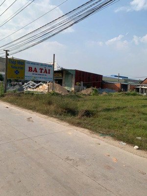 cần bán gấp lô đất 1/ nguyễn văn dương (đường thông) xã đức hoà đông. gần khu công nghiệp hải sơn