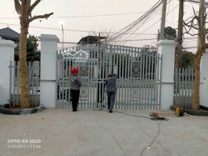 cho thuê nhà và không gian: picckball game eport nhà hàng tại thạch thất