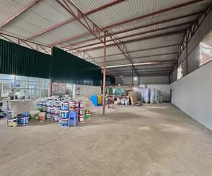 270m kho chứa hàng khu vực đường nguyễn khoái cần cho thuê, xuất vat, giá 22tr/th