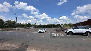 cần sang nhượn lô đất mtđ.lê hồng phong, phường xuân hoà, tp long khánh, đồng nai. đất thổ cư 100%.