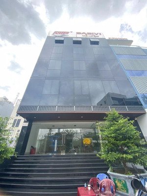 cho thuê văn phòng khu sân bay tsn đường trường sơn,tân bình. diện tích trống 150m2 và 230m2 giá rẻ