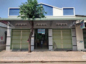 ra đi gấp dãy trọ ngợp 14 phòng dt 300m2 giá 980tr , sau trọ có vườn cây ăn trái đang kinh doanh