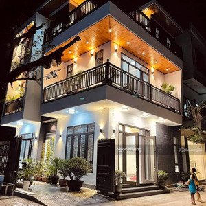 bán nhà 2 tầng- 2 mặt tiền đường 5m5 khu kinh doanh sầm uất gần bến xe đà nẵng chỉ 4.6x tỷ