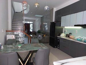 nhà thiết kế đẹp full nội thất cao cấp kđt hà quang ii chỉ 6,5 tỷ/ lh 