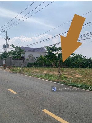 ra đi gấp lô đất 120m2 phạm cự lượng, gần ubnd phường mỹ phước, long xuyên,an giang. giá 120m2. shr