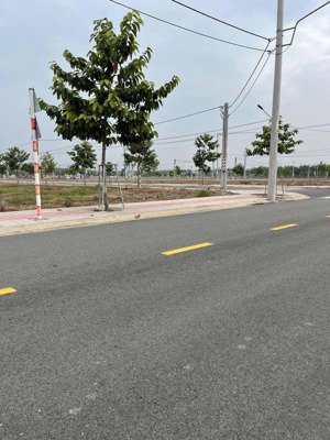 cần tiền bán gấp lô đất phường long nguyên, bàu bàng, bình dương
