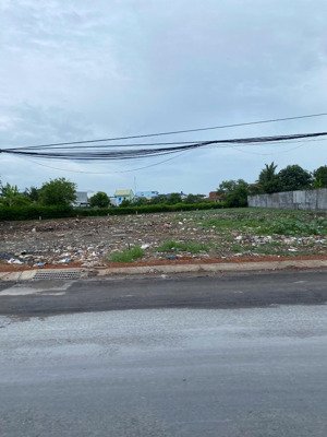 chủ ký gửi đất bán hộ, ngay thị trấn đức hoà, diện tích 110m2/giá 650triệu, tc,shr