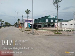mặt tiền 5m chiều ngang. 20m chiều dài. tổng 100m2
