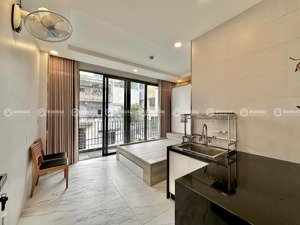 căn hộ ban công/cửa sổ full nt mới 100% ngay khu bắc hải quận 10
