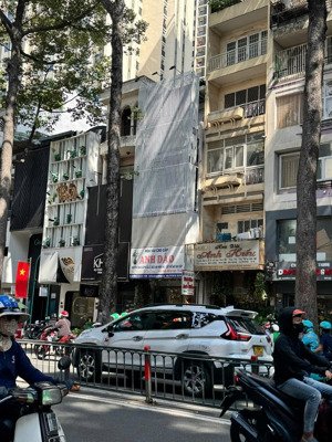 nhà 4 tầng - đường 3 tháng 2 ngay hado q10 4.15x16m giá 35 tỷ bớt lộc