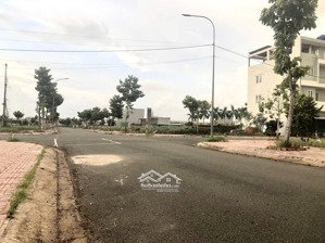bán đất tại long nguyên, 850 triệu, 100m2, view đẹp, xung quanh kcn đang hoạt động