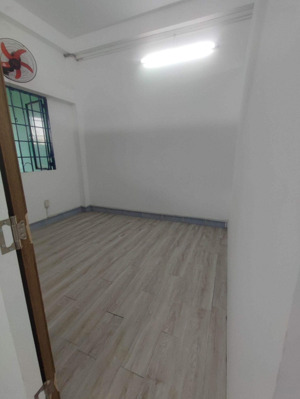 cho thuê phòng mặt tiền đinh bộ lĩnh, 64m2, 2 phòng ngủ, 1 pk, 1wc, 7tr