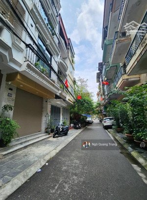 siêu phẩm võ thị sáu, gần hồ gần công viên tuổi trẻ, nhà mới, quá đẹp ở cực sướng, khu dân trí tốt