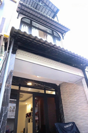 cần thanh lý gấp nhà mt nguyễn kiệm, 60,9m2, có tl nếu thiện chí