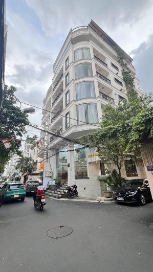 bán tòa building văn phòng 6 tầng, 12x13m, đường xe hơi đào duy anh. p9. phú nhuận. gía 37 tỷ