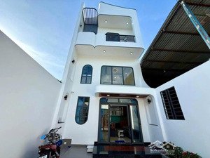 chỉ cần 1 tỷ xx sở hữu ngay căn nhà tuyệt đẹp 4x30 ngay tttp. thủ dầu một