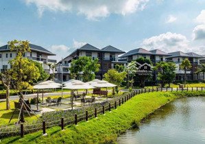 bán gấp biệt thự view hồ cầu vồng zone 2 237m² giá chỉ 16.2 tỷ!