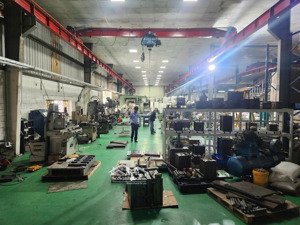 cho thuê ngay kho, xưởng 1500 m2 tại kcn văn lâm, hưng yên chính chủ có trần và nền epoxy