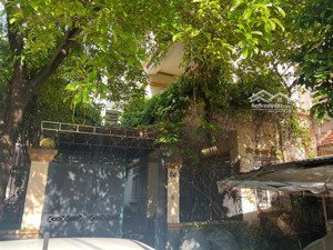 chính chủ gửi bán gấp, thương lượng mạnh, 33 tỷ không vay. sẵn sổ giao dịch ngay