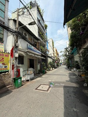 cho thuê nhà hxh cộng hòa, tân bình ngay etown dt 5x10m 4 tầng tiện ở văn phòng giá 15 tr/tháng