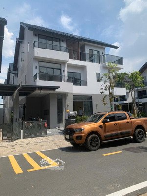 kẹt vốn bán gấp shophouse id junction, giá chỉ 7.5 tỷ ngay trung tâm long thành