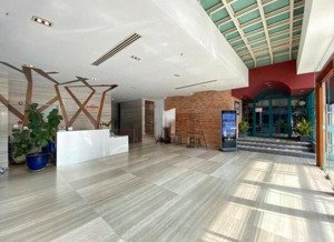 office cho thuê quận 4 mặt tiền khánh hội, giá tốt chỉ 30tr/120m2. diện tích đa dạng 70m2-400m2