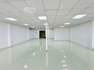 văn phòng rẻ đẹp võ văn tần, quận 3, giá cực hot chỉ 40tr/120m2 gần hồ con rùa