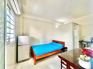 phòng cho thuê đầy đủ tiện nghi, cửa sổ thoáng mát an ninh đường gò dầu giao tân sơn nhì tân phú