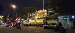 mặt tiền lũy bán bích, tân phú - dt: 10 x 30m - 4 tầng - hđt 179 triệu - giá 33 tỷ