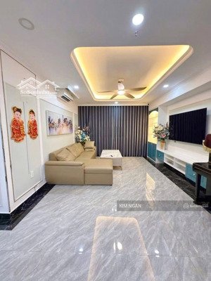 chính chủ bán căn hộ quận 5 - dt76m2 - gồm 1pn view thoáng mát - giá 980 triệu có bớt lộc