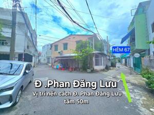 Nền thổ cư nằm kế siêu thị Vincom Hùng Vương