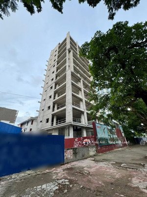 bán tòa nhà 12 tầng 425m2 mặt đường lê hồng phong