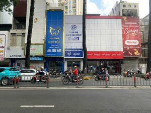 siêu phẩm-siêu vị trí mt 3 tháng 2, quận 10, dt 4.2x16m, 4 tầng, hđt 65tr/tháng, giá 34 tỷ