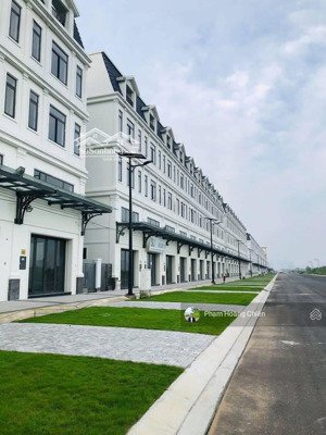 shophouse mặt song hành lakeview city bán gấp giá 28.5 tỷ nhà thô , nh cho vay 80% lh 